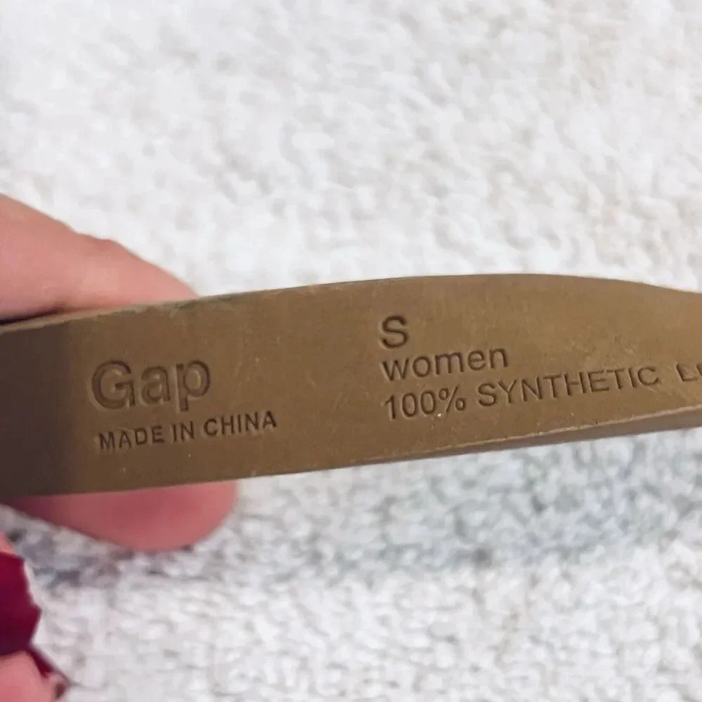 Gap Tan Patent Leather Belt Skinny Small Fashion Waist Preppy Old Money 3/4